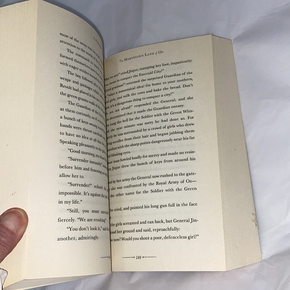 OZ THE COMPLETE COLLECTION Volume 1 paperback book - Picture 7 of 8